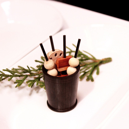 深夜食堂精油擴香器 香薰香氛桌上檀木擺飾