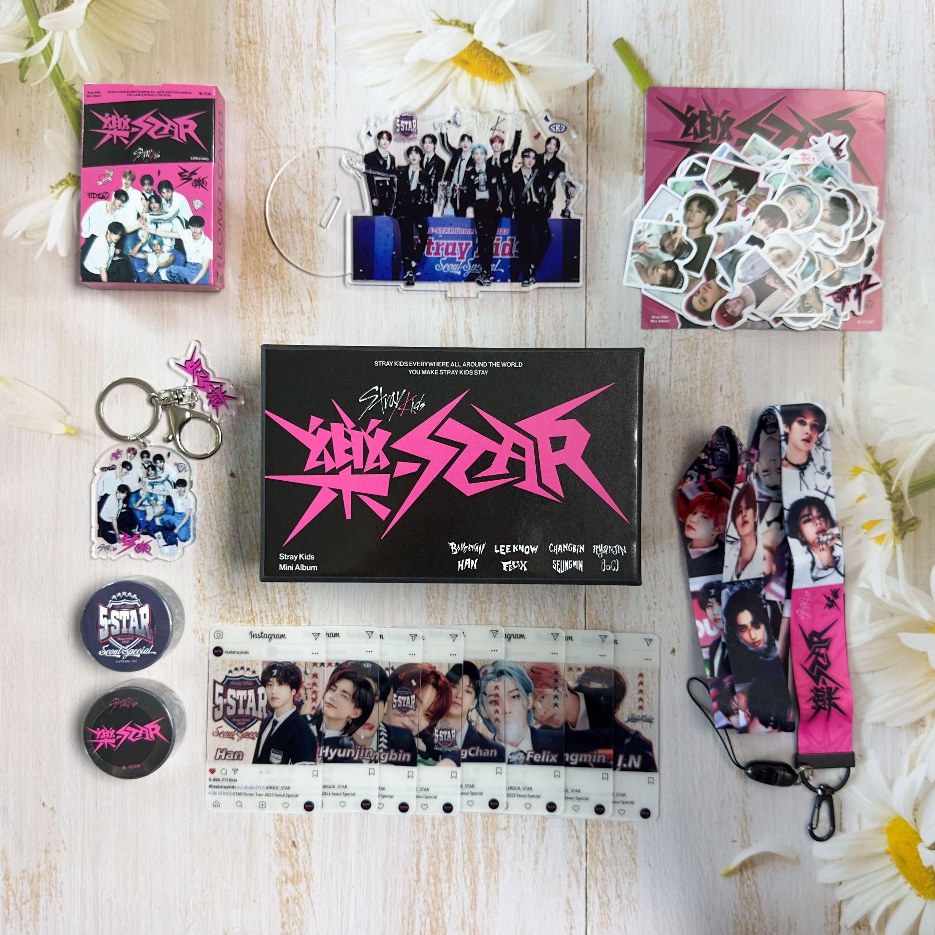 [Copy]Stray Kids 專輯 樂-STAR 週邊禮盒套組