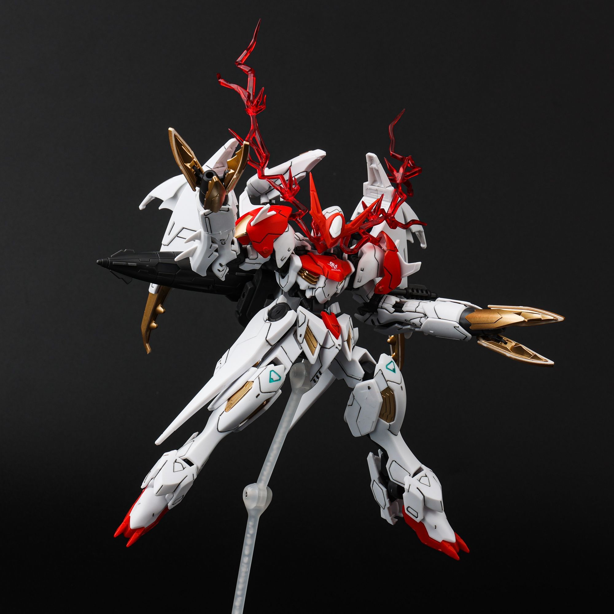 HG 1/144 驚異鋼彈 巴巴託斯天狼型 創戰元宇宙拼裝模型