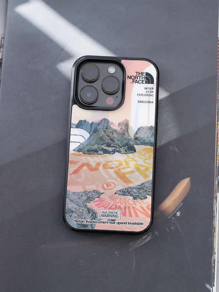 潮牌個性鐳射北面3D幻圖磁吸防摔手機殼