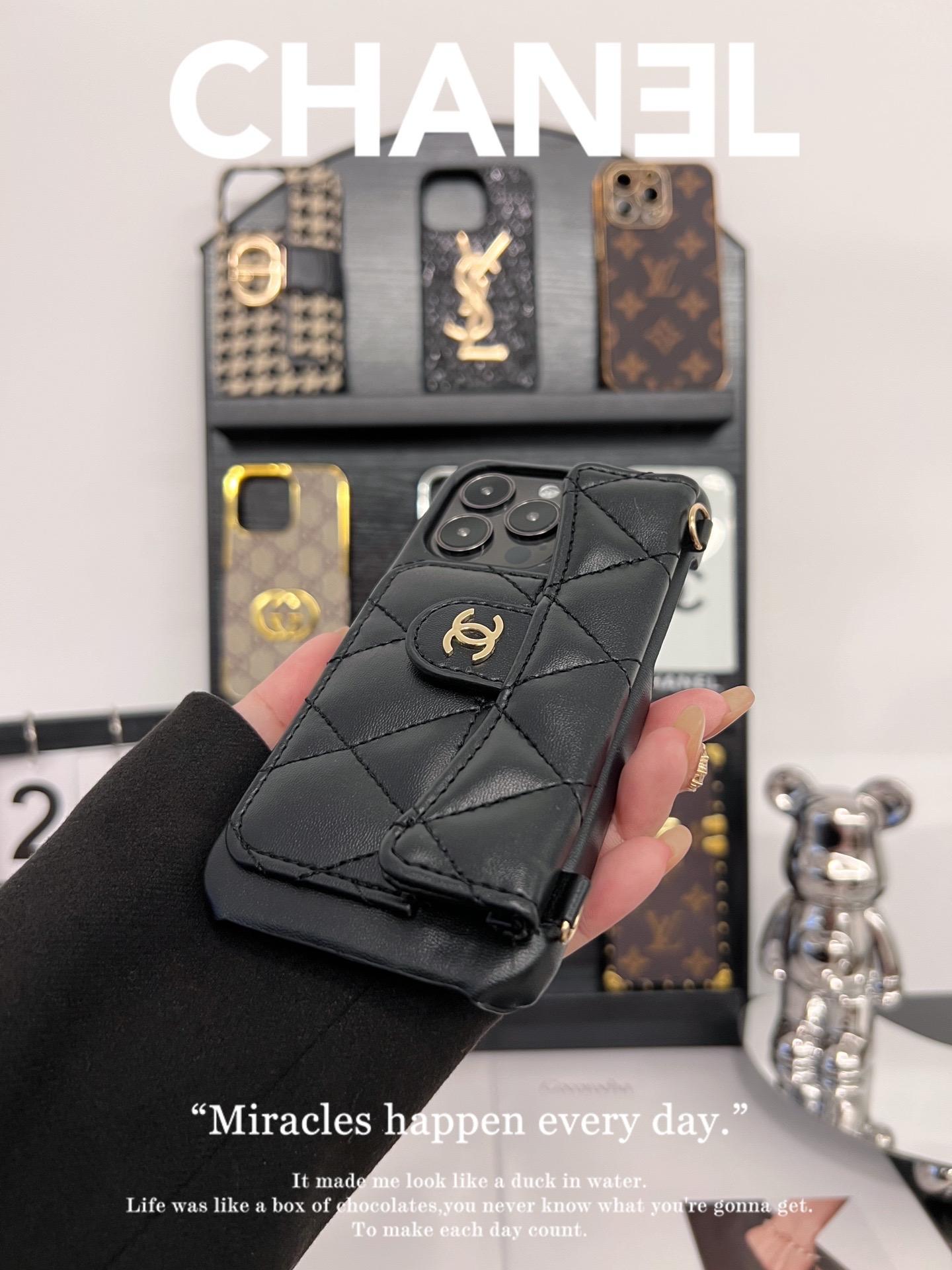 香奈兒卡包磨砂手機殼-ZUIHANG SHOP