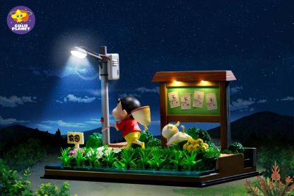 【預購】GuluPlanet 蠟筆小新之煤炭鎮的小白場景雕像