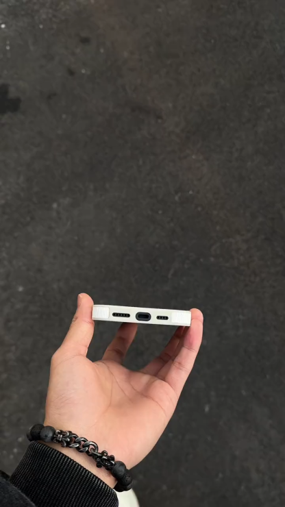 迪奧刺繡皮質磨砂手機殼