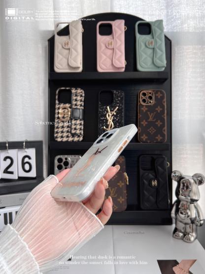 聖羅蘭貝殼紋全包手機殼-ZUIHANG SHOP