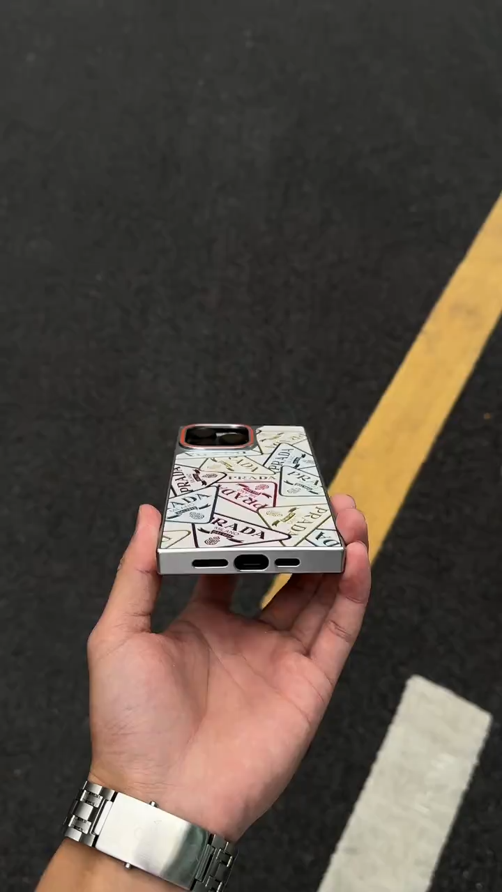 普拉達電鍍彩色漸變手機殼