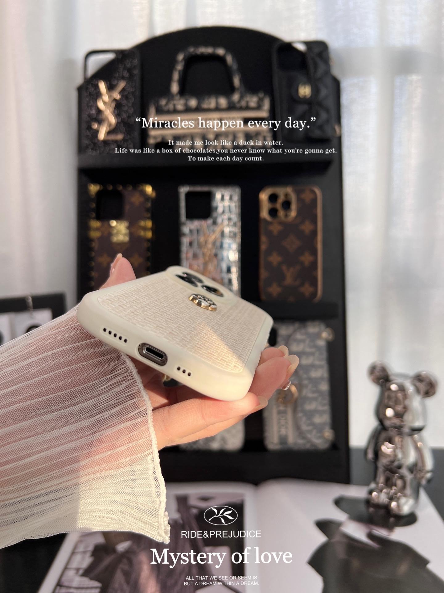 香奈兒山茶花全包手機殼-ZUIHANG SHOP