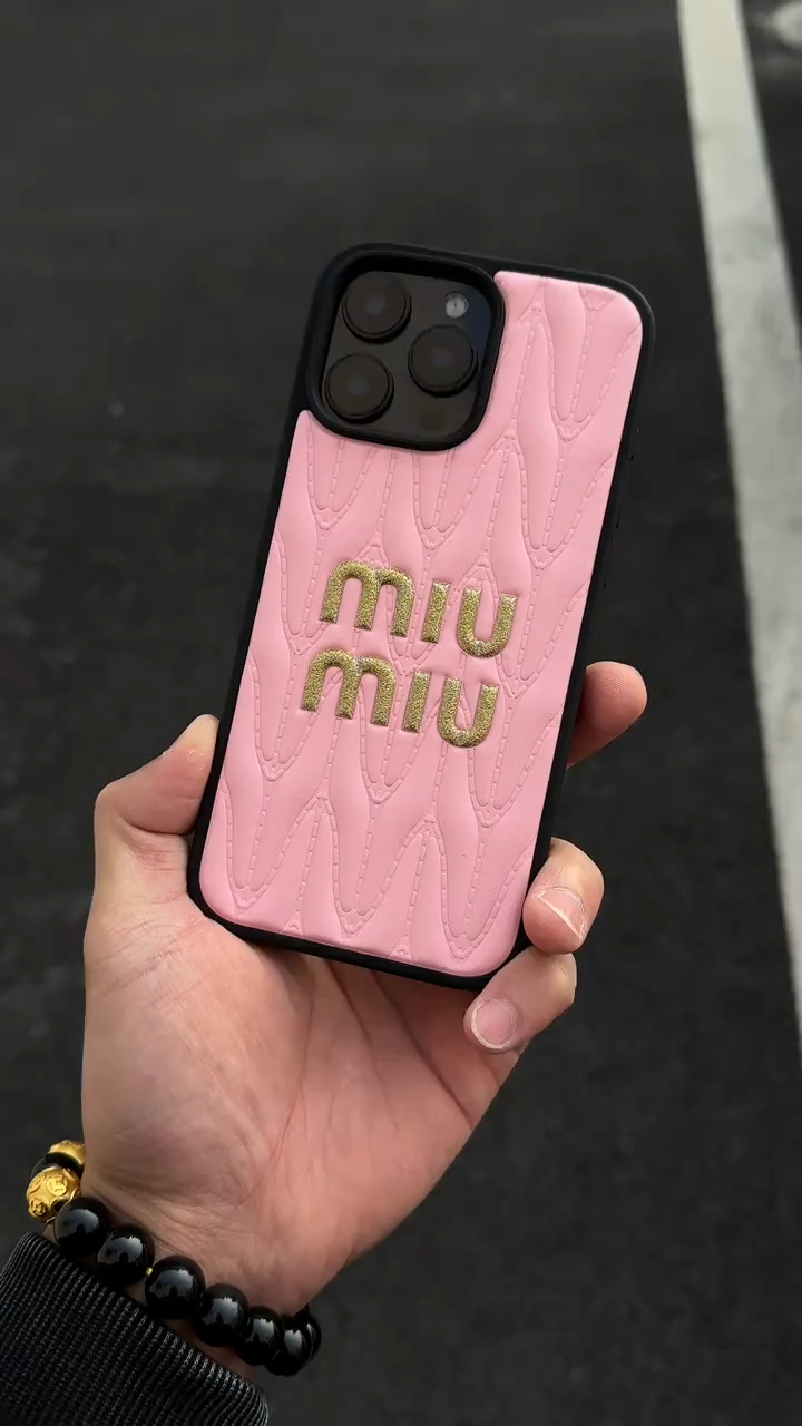 繆繆皮質壓紋立體金標手機殼