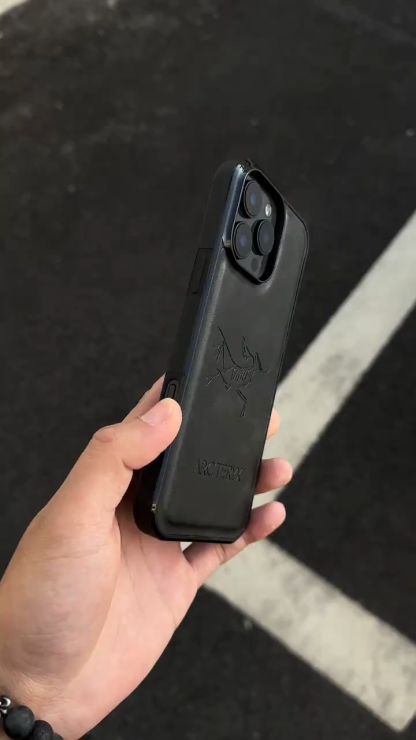 始祖鳥鋼印壓花皮質手機殼