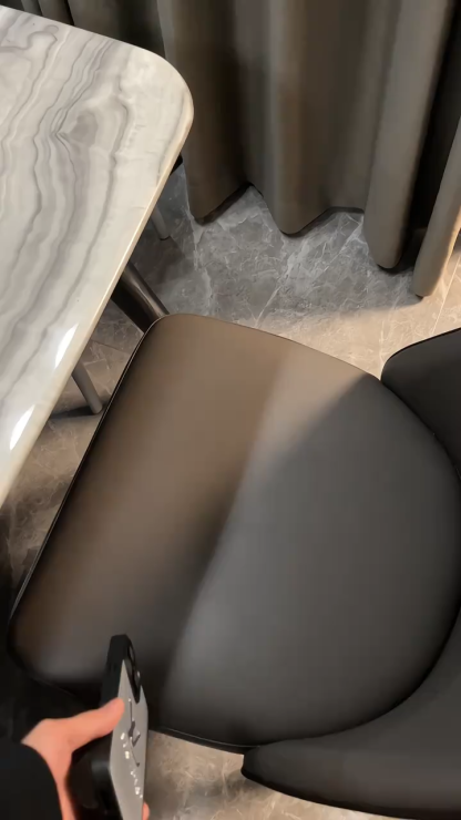 路易威登立體標皮紋磨砂手機殼