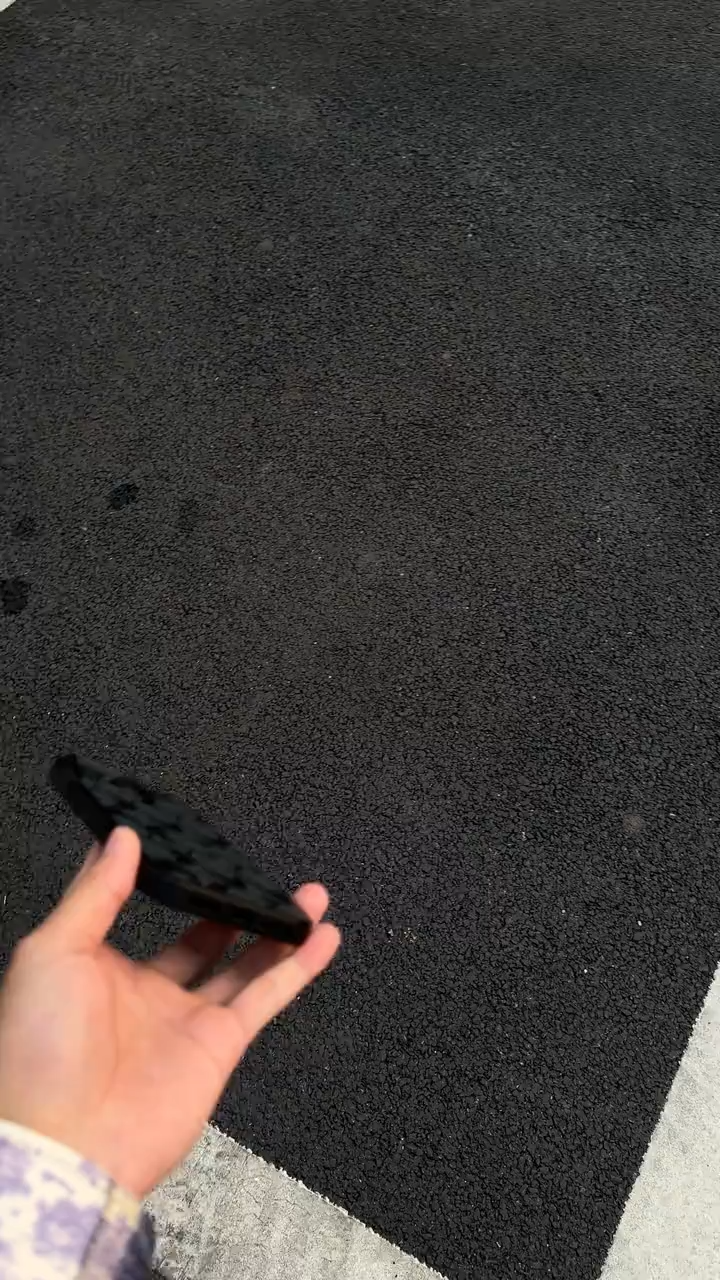 蔻馳皮質磨砂防摔手機殼