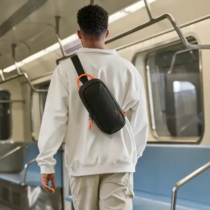 Tomtoc 玩家首選二代 Switch 2 旅行包，黑