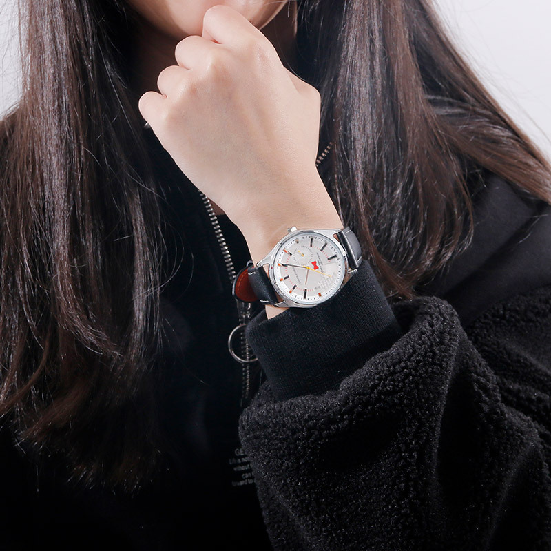 名偵探柯南系列 正版授權柯南灰原哀四針石英錶-ZUIHANG SHOP