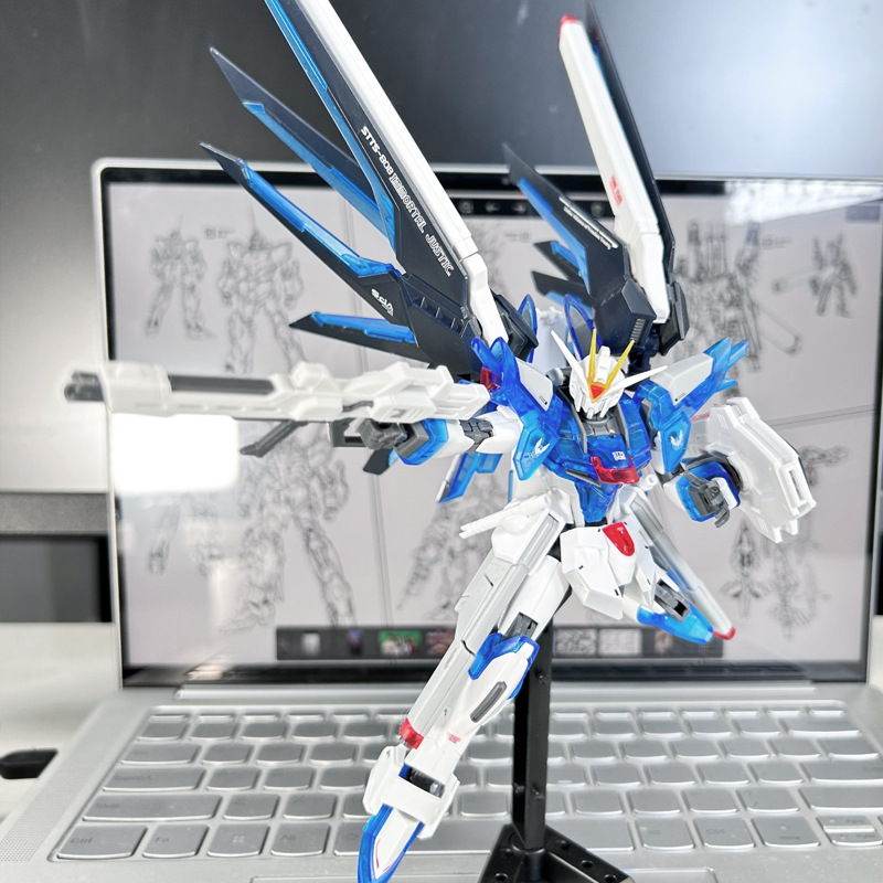 HG 鋼彈強襲自由 拼裝模型 正義戰騎機甲