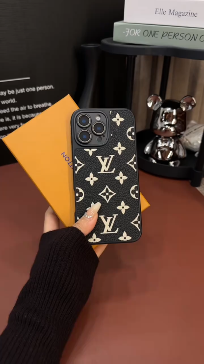 路易威登荔枝紋皮質手機殼