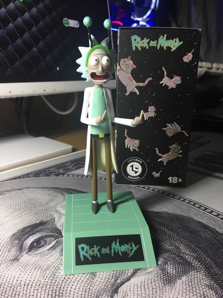 瑞克和莫蒂 瑞克中指