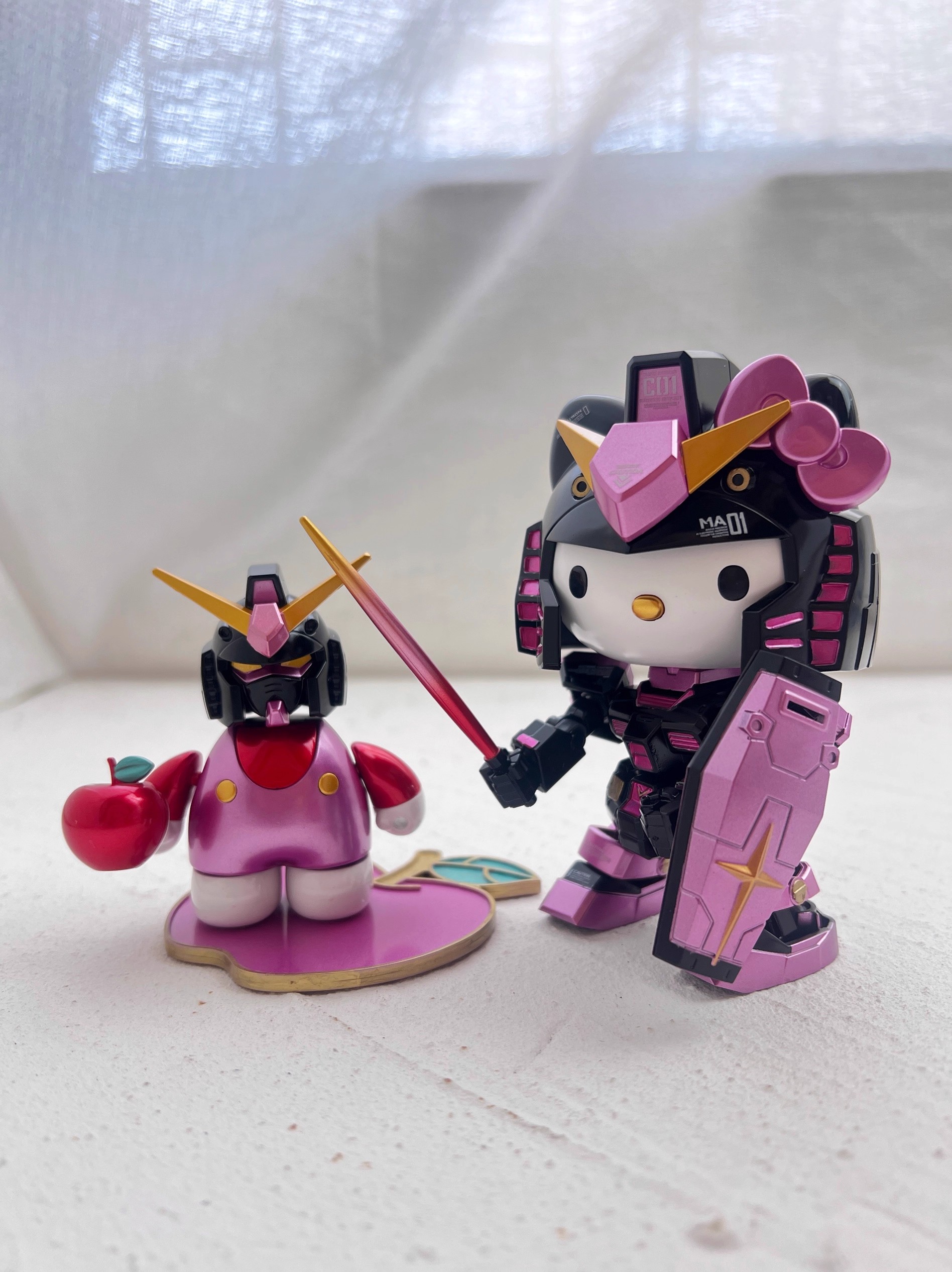 萬代 SDCS HELLO KITTY 凱蒂貓 薩克I +夏亞專用薩克II+RX-78-2 鋼彈-ZUIHANG SHOP