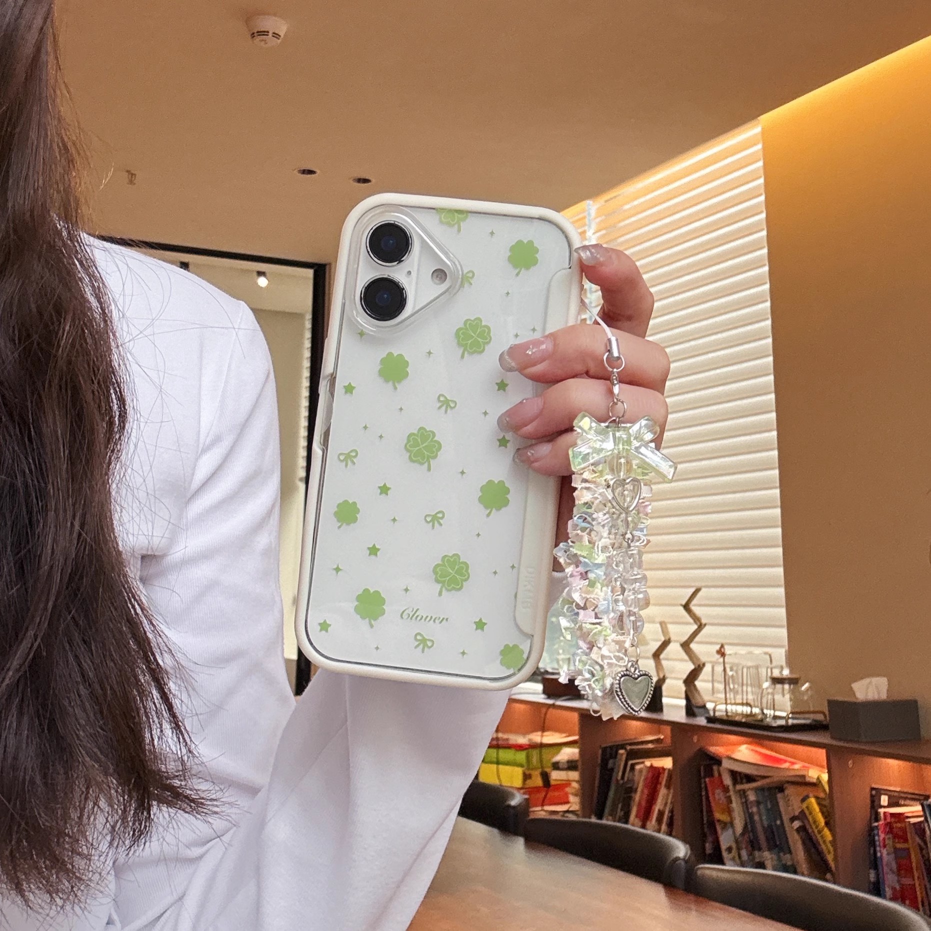 韓系蝴蝶結四葉草手機殼-ZUIHANG SHOP