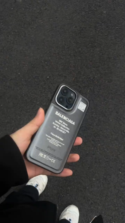 巴黎世家皮質磨砂全包手機殼