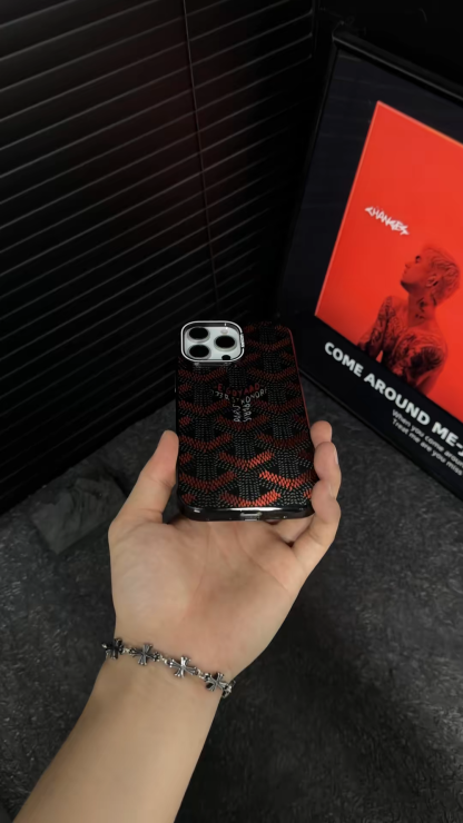 狗牙鐳射磁吸全包手機殼