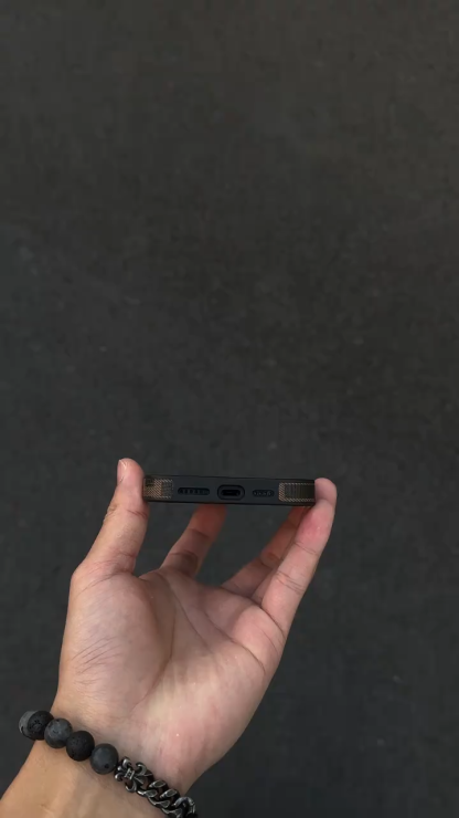 芬迪皮紋防摔手機殼