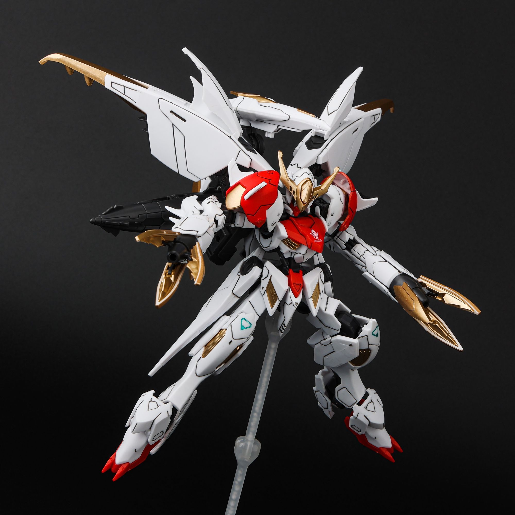 HG 1/144 驚異鋼彈 巴巴託斯天狼型 創戰元宇宙拼裝模型