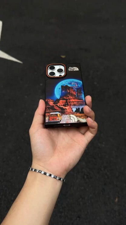 北面月球鐳射手機殼