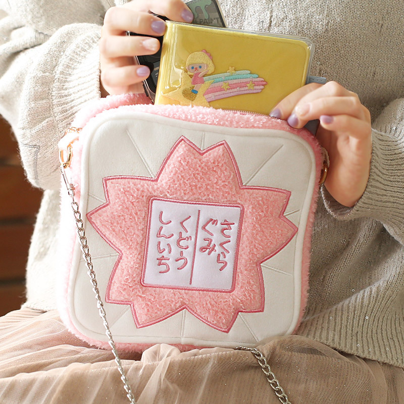 【正版授權】名偵探柯南 櫻花名牌毛絨包-ZUIHANG SHOP