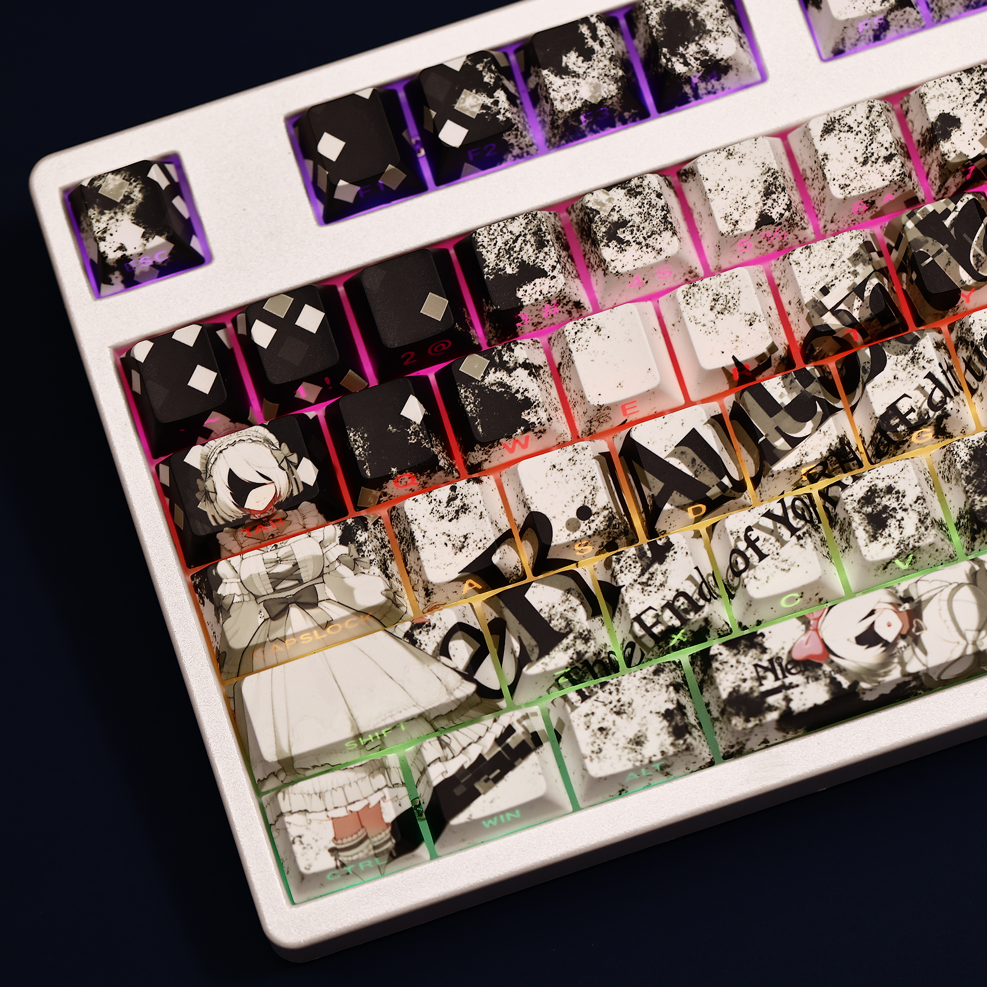 尼爾機械紀元2B白色女僕透光RGB108鍵標準配列衛星軸鍵帽-ZUIHANG SHOP