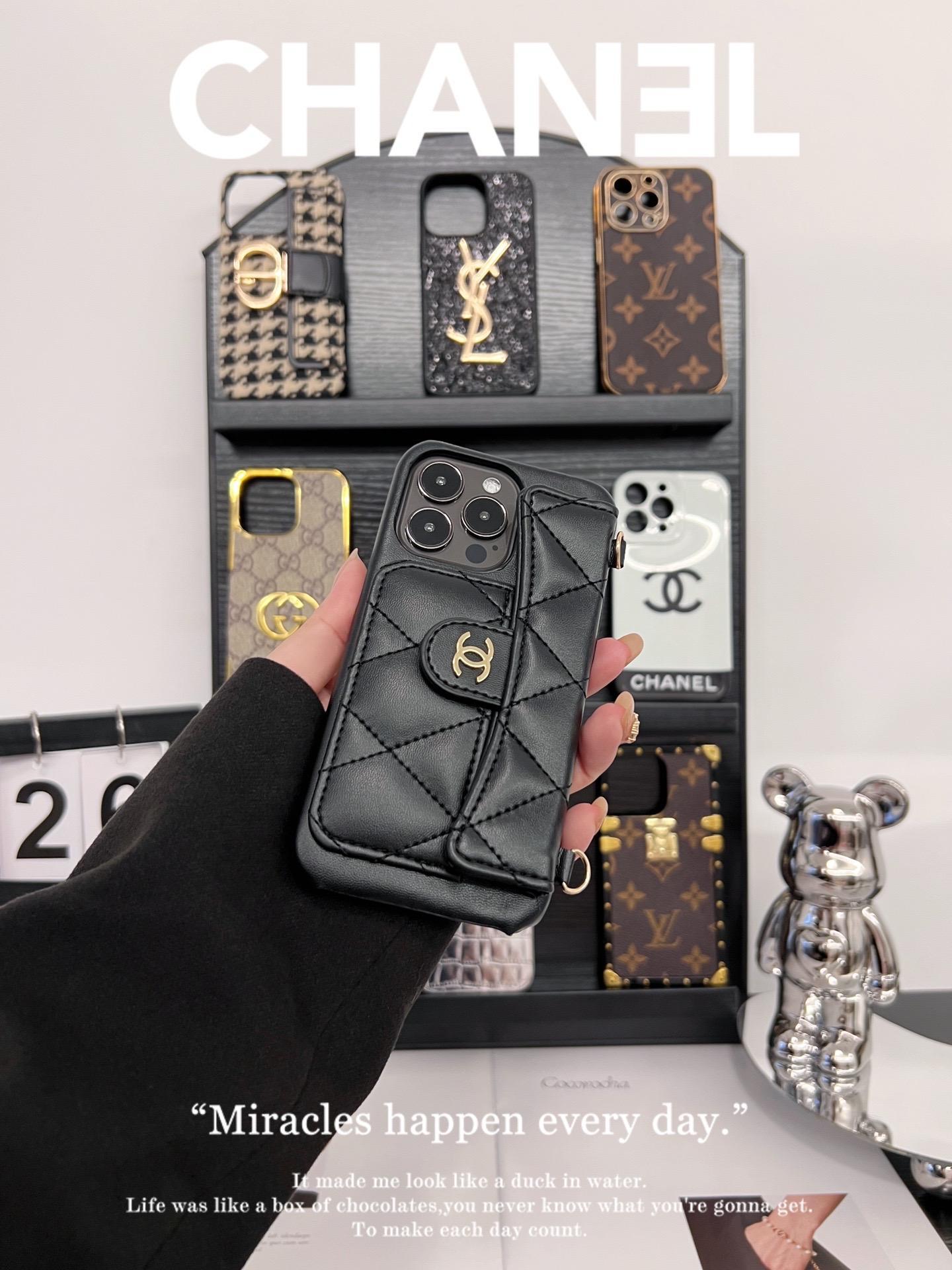 香奈兒卡包磨砂手機殼-ZUIHANG SHOP