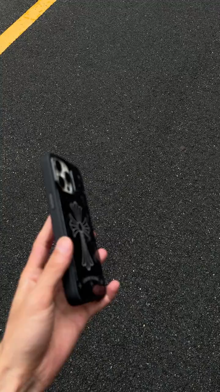 克羅心鎏金防摔手機殼