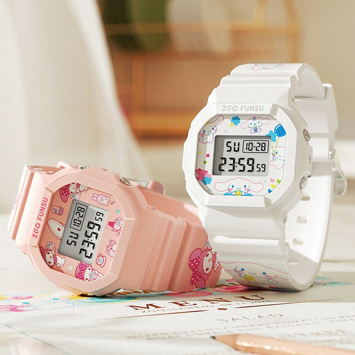 🔥正品免運🎁 三麗鷗聯名简约小方块多功能時尚防水運動電子手錶