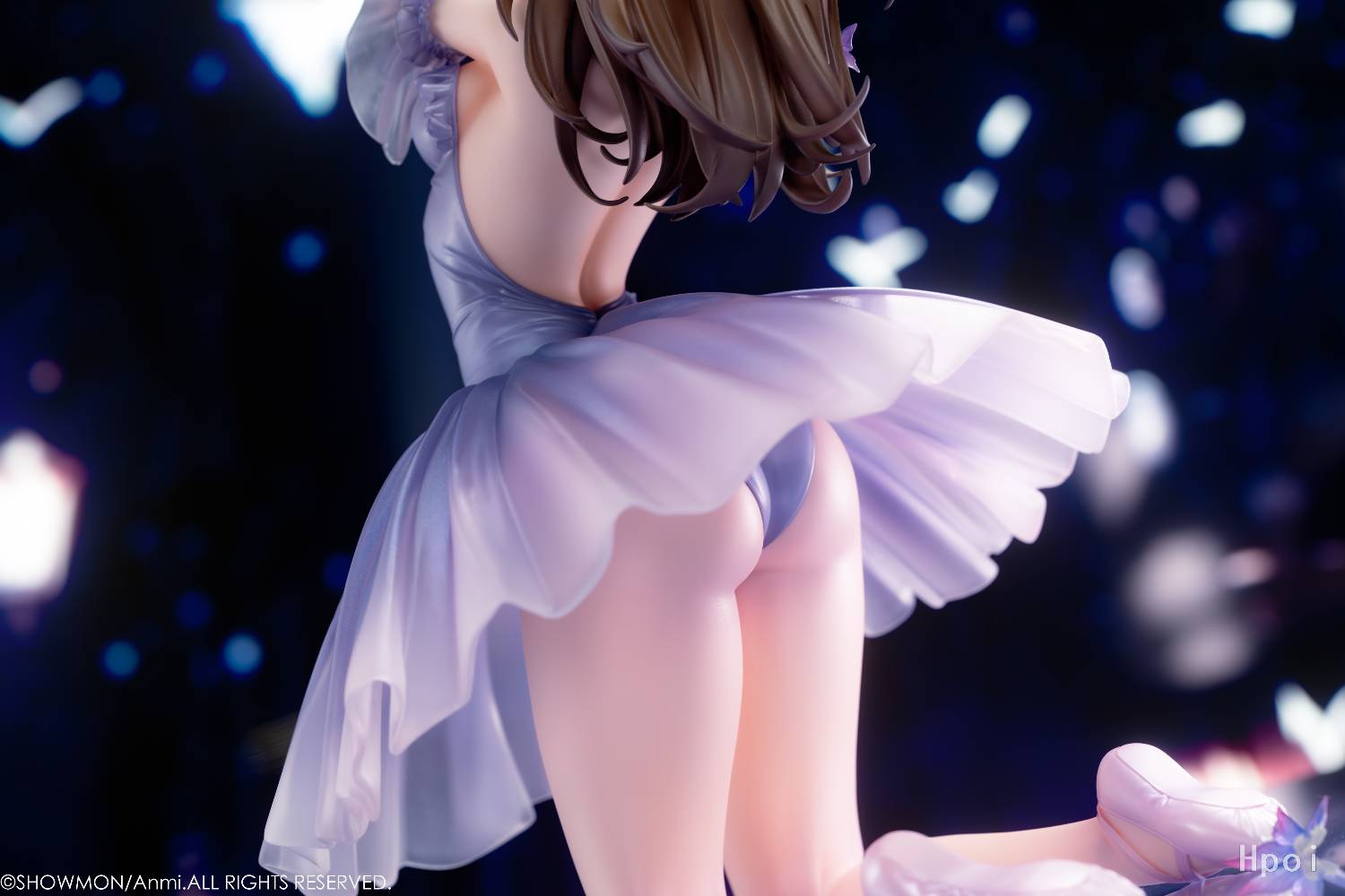 SHOWMON 舞台上 - 灰色的醜小鴨 原畫：Anmi 1/7