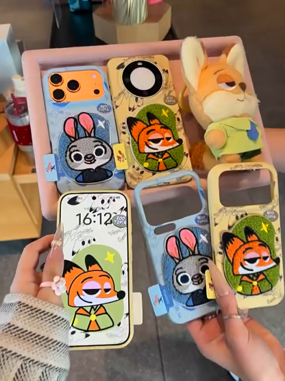 秋冬朱迪尼克刺绣卡通情侶皮紋手機殼