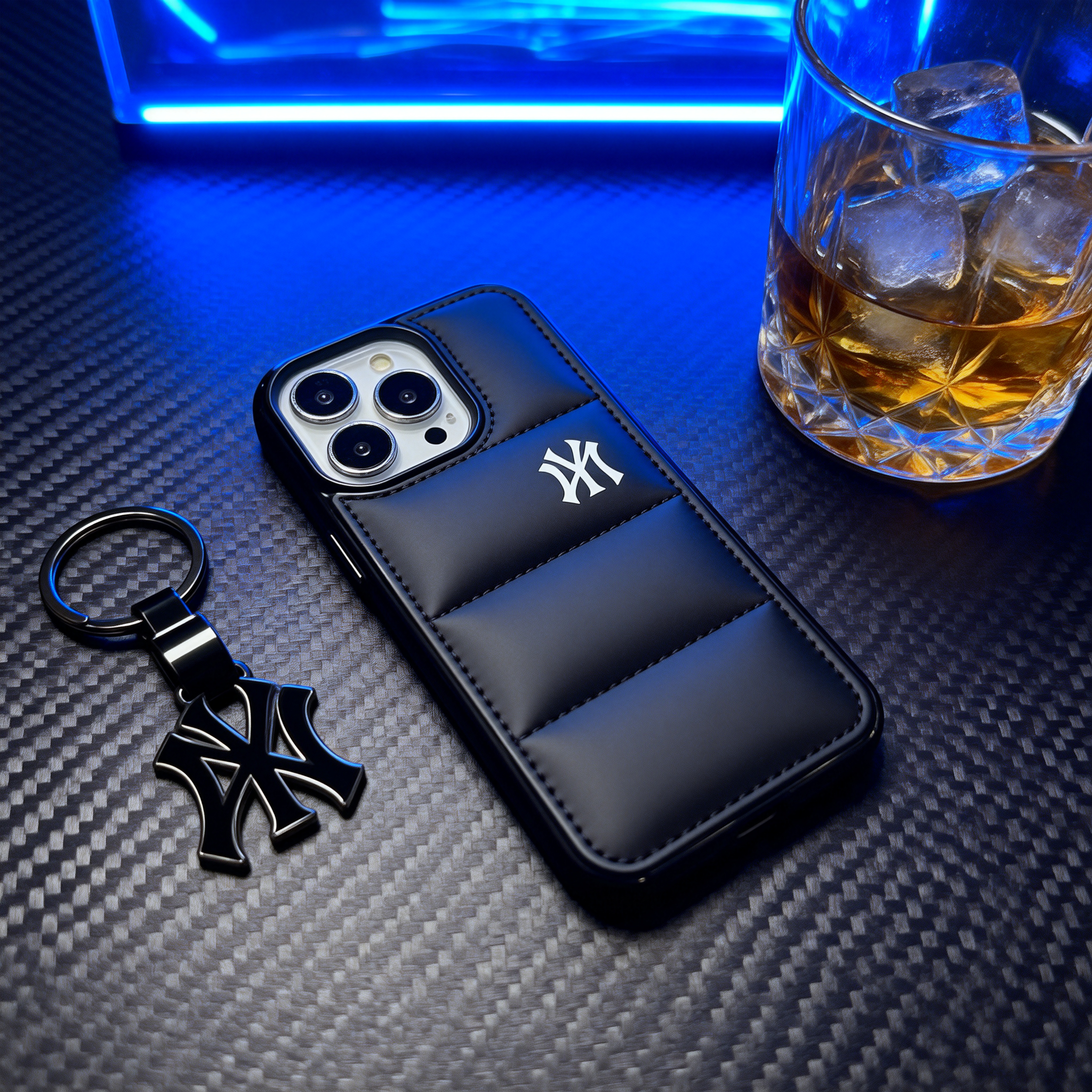 潮牌MLB羽絨服手機殼