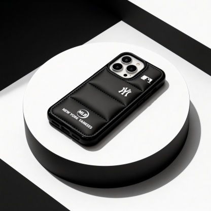 潮牌MLB羽絨服手機殼