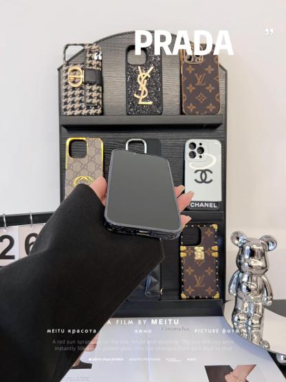 普拉達鱷魚紋水鑽手機殼-ZUIHANG SHOP