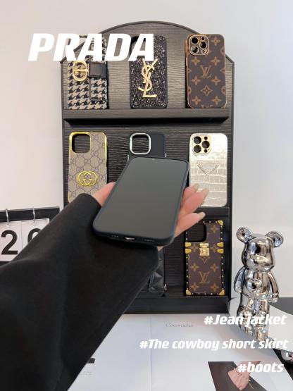 普拉達磨砂防摔手機殼-ZUIHANG SHOP