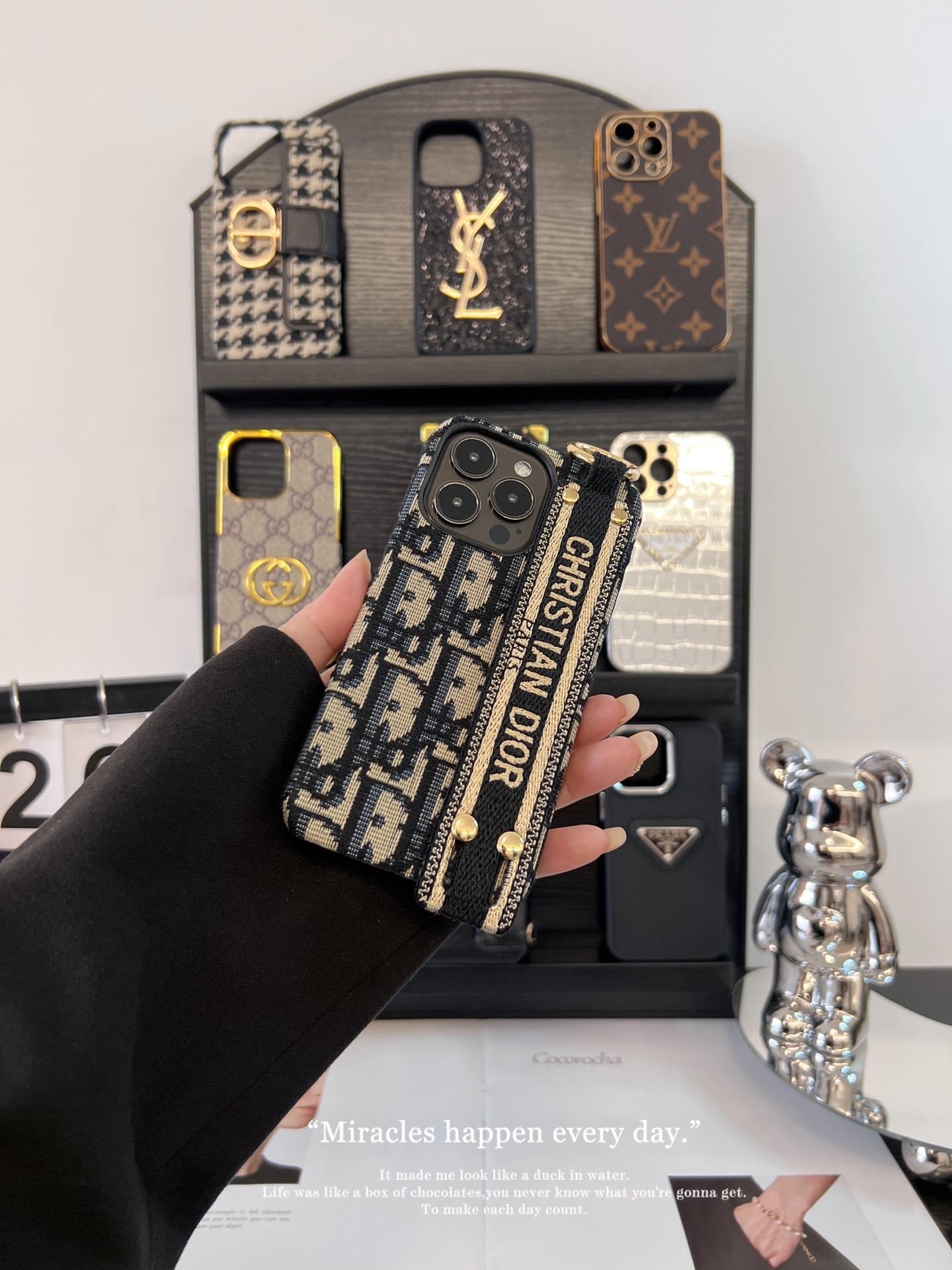 迪奧刺繡腕帶手機殼-ZUIHANG SHOP