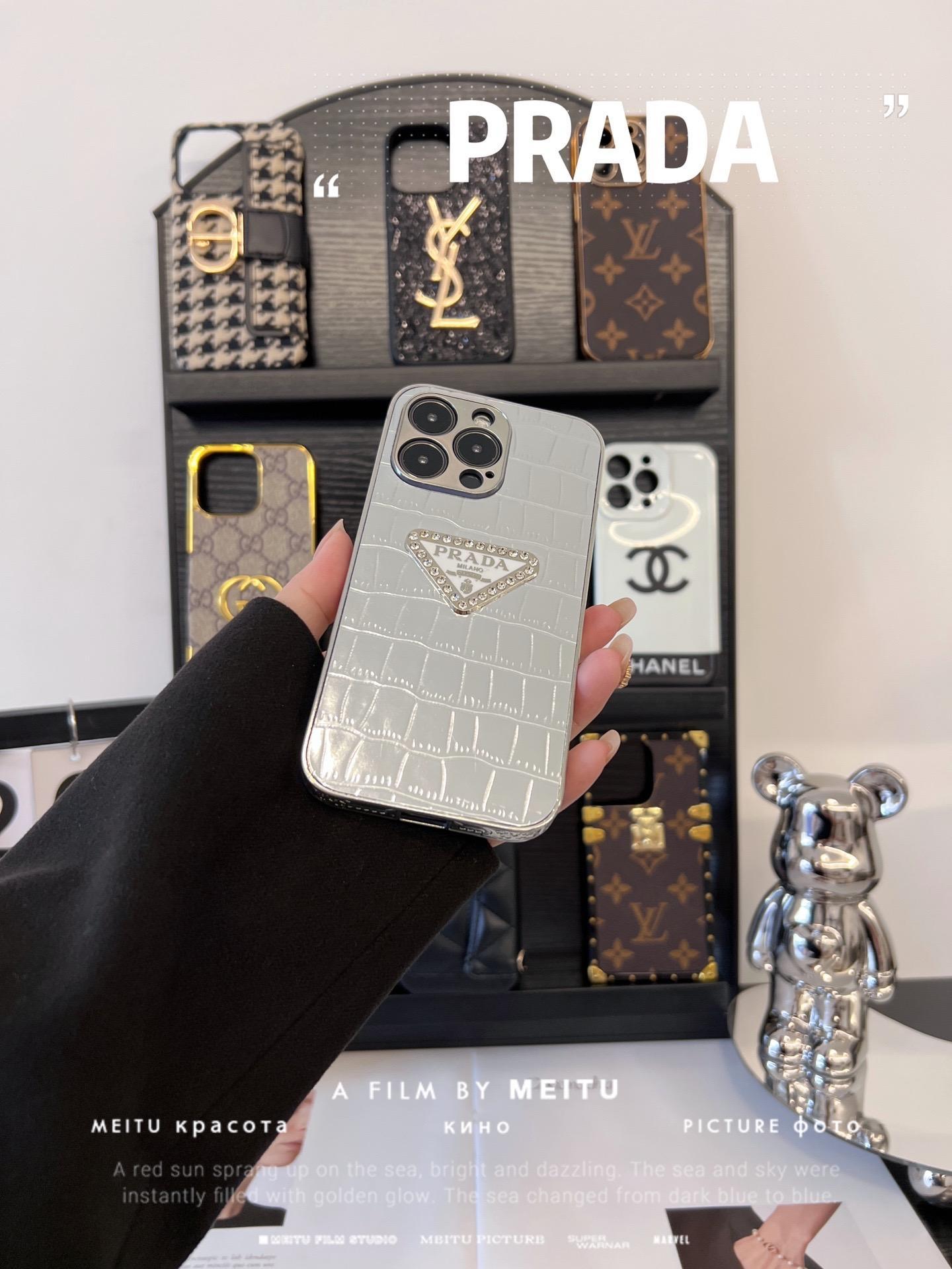 普拉達鱷魚紋水鑽手機殼-ZUIHANG SHOP