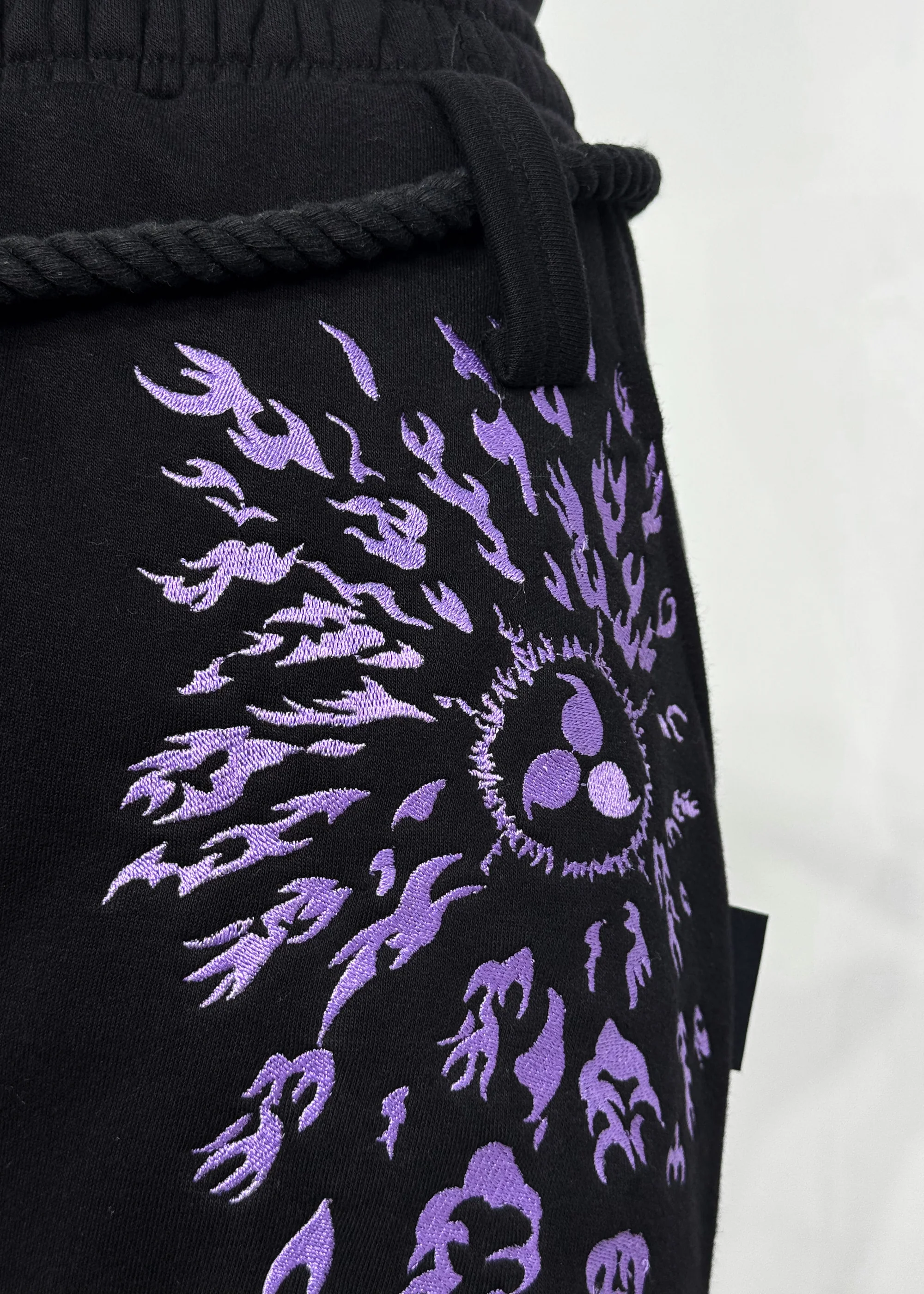 “佐助咒印”刺繡工藝寬鬆運動褲