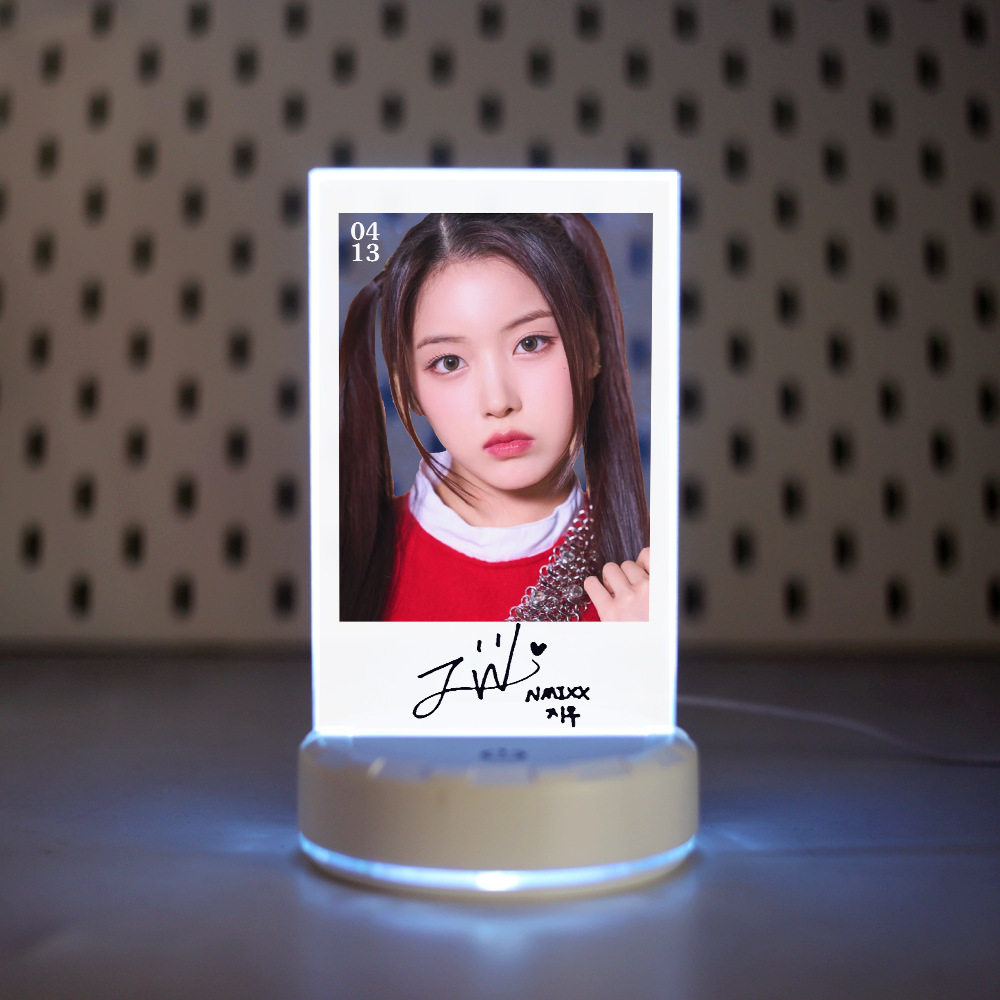 NMIXX 成員風格 LED七彩觸控小夜燈｜桌面收藏氛圍燈