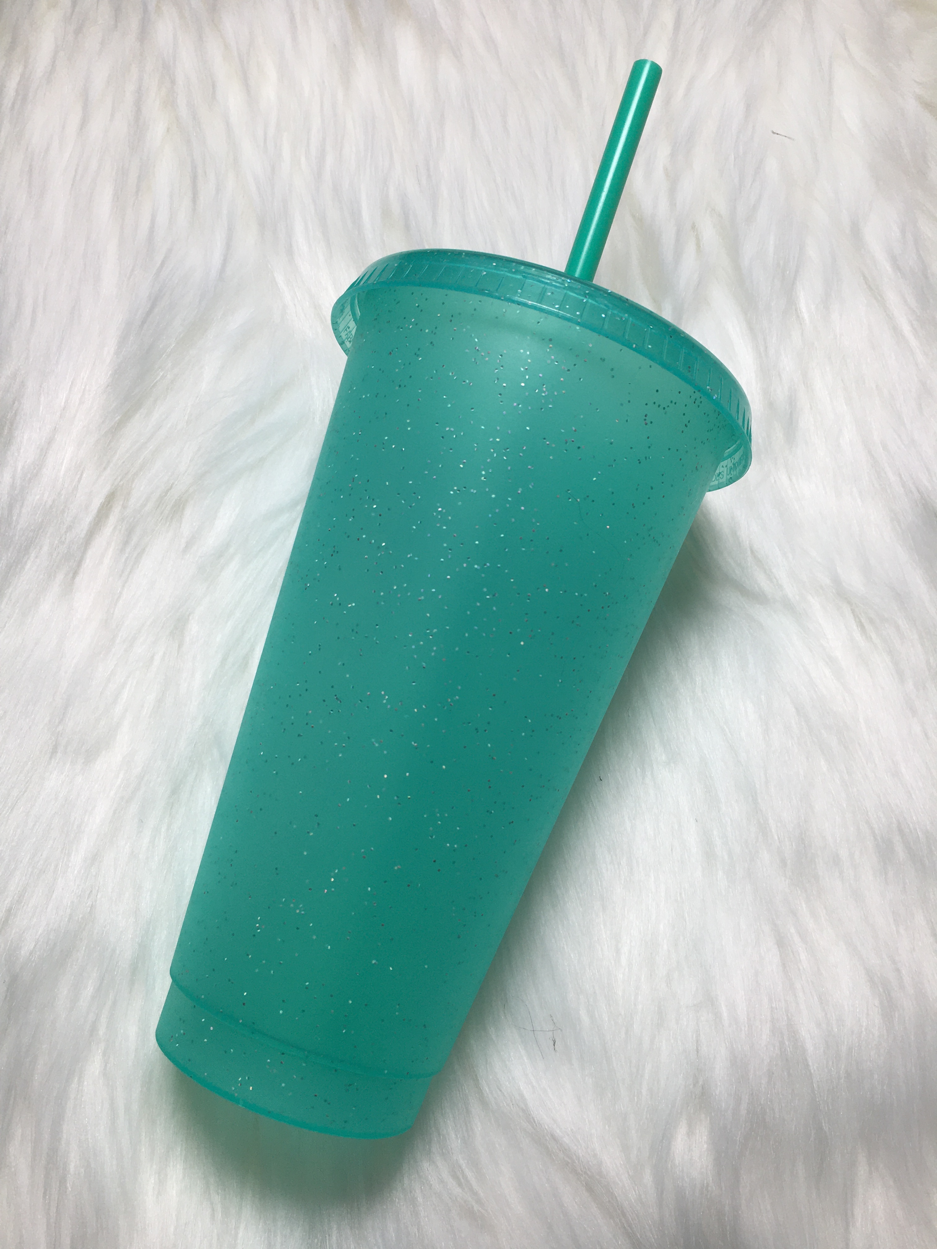 drinkware-ukcvio