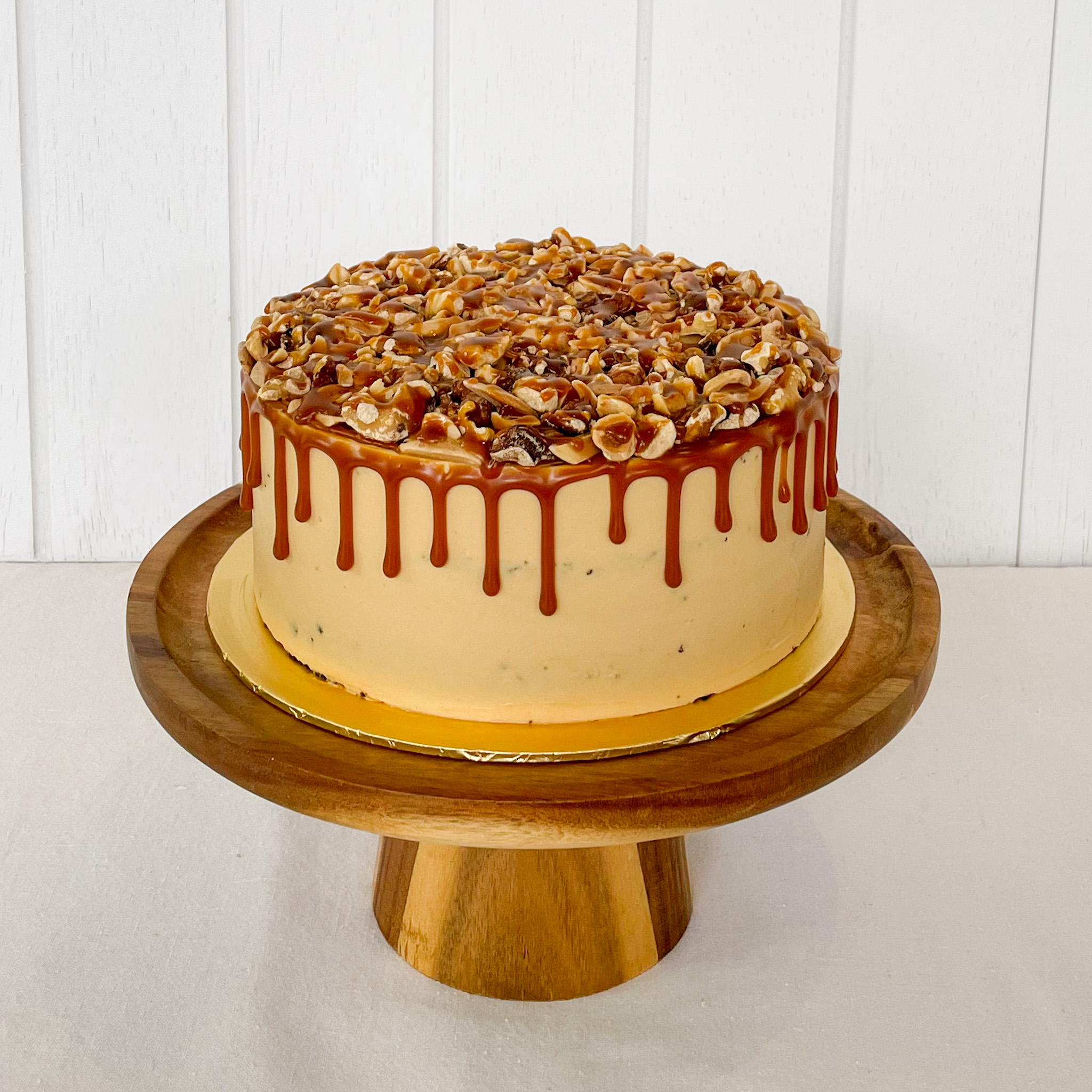 Toffee Layer Cake with Caramel Cream Cheese Buttercream - Sweet Things By  Lizzie | Sweet Things By Lizzie