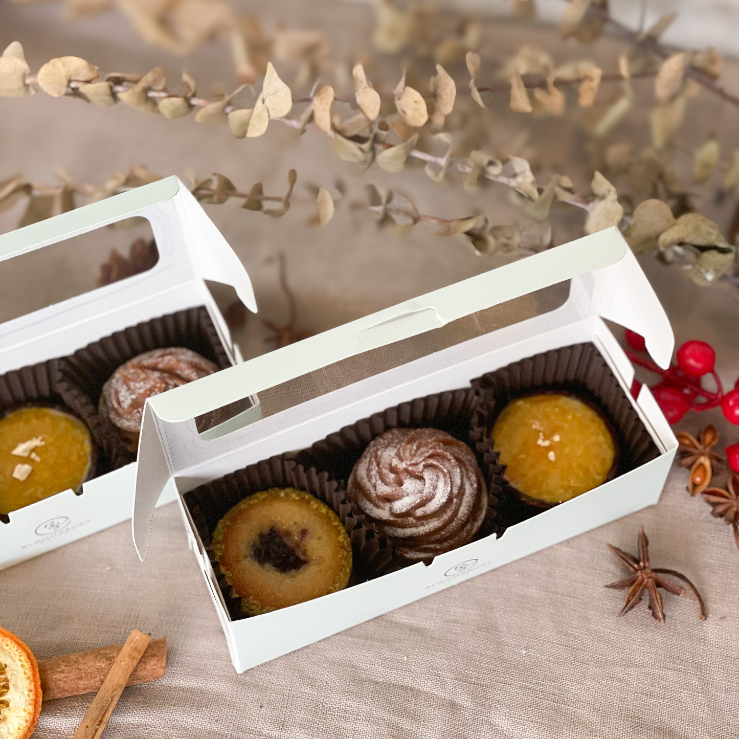 Christmas Gift Box (3 Tartlets)