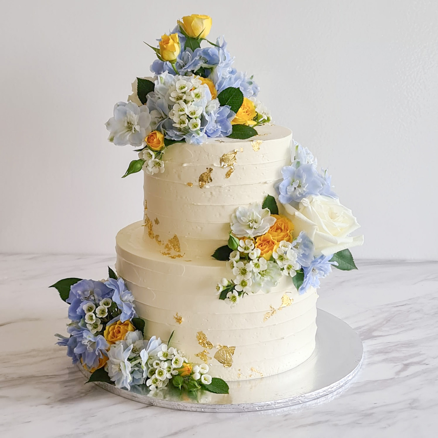 Blue Yellow & White Fresh Floral Cake