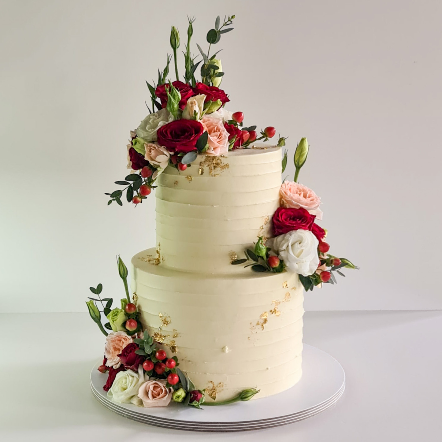 Red Blush & White Fresh Floral Cake