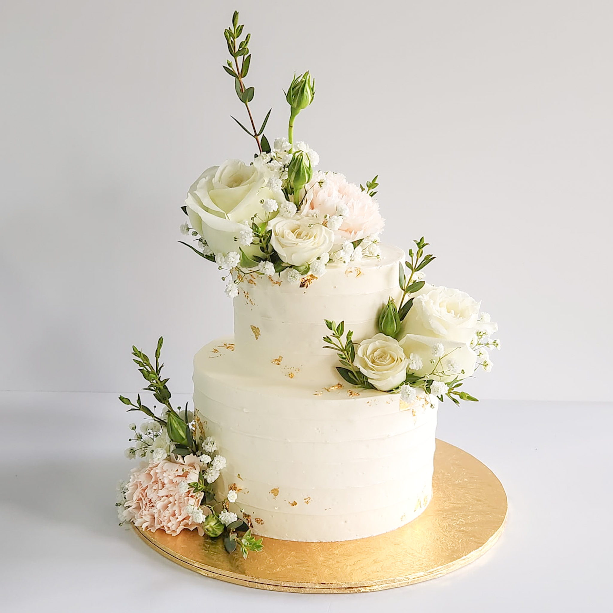White & Blush Fresh Floral Cake