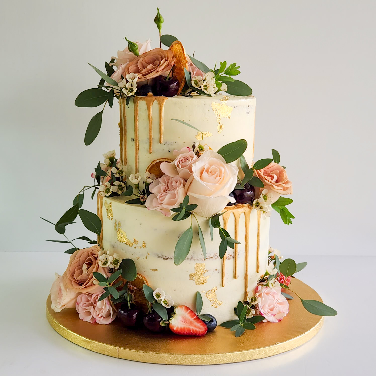 Rustic Gold Drip Fresh Floral Cake