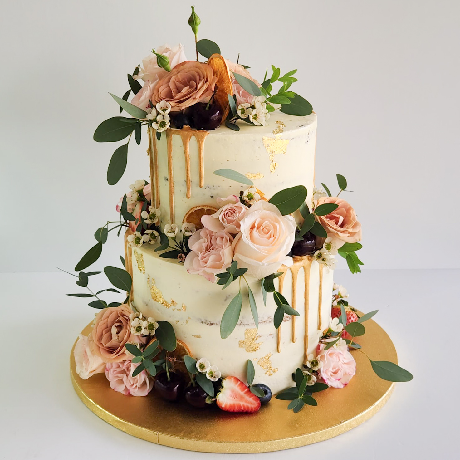 Rustic Gold Drip Fresh Floral Cake