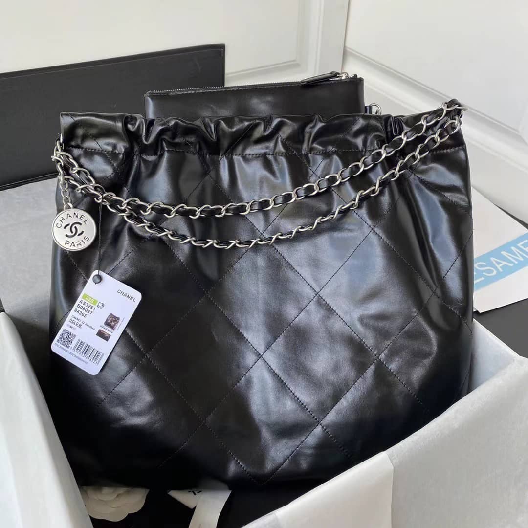 入手困難◆送料込【CHANEL】カードホルダーパーリーラムパープル CHANEL】在庫あり☆入手困難 CHANEL 22 スモール ハンドバッグ